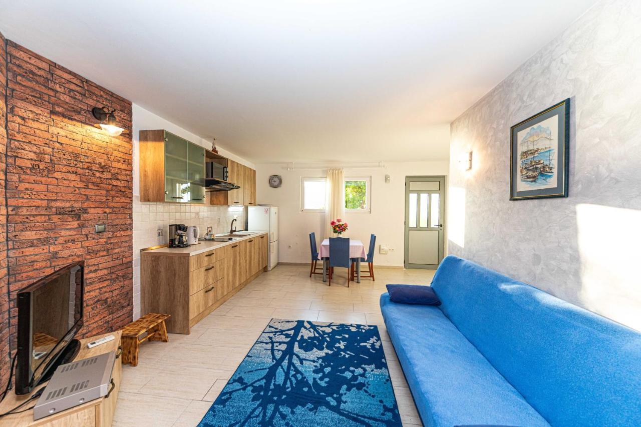 Rajcic Apartments Rogoznica  Bagian luar foto