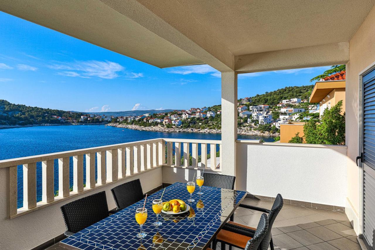 Rajcic Apartments Rogoznica  Bagian luar foto